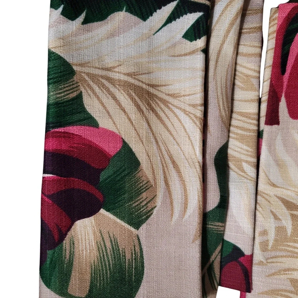 Vicky's Fabrics Tropical Floral Dobby Cloth Napkins Set of 4 Pink Green 18
